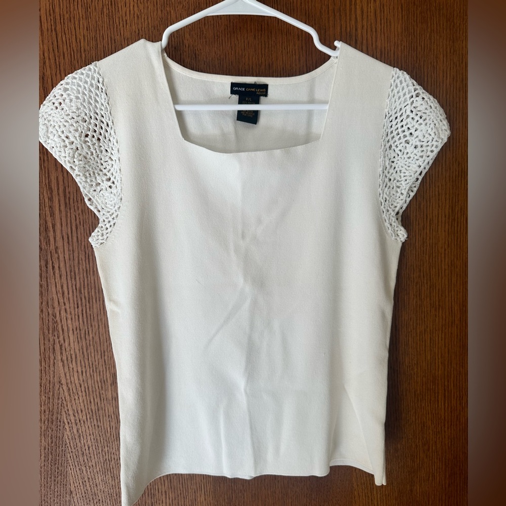 Grace Dane Lewis Petite Large Stretchy Knit Top with a Crocheted Cap Sleeve
